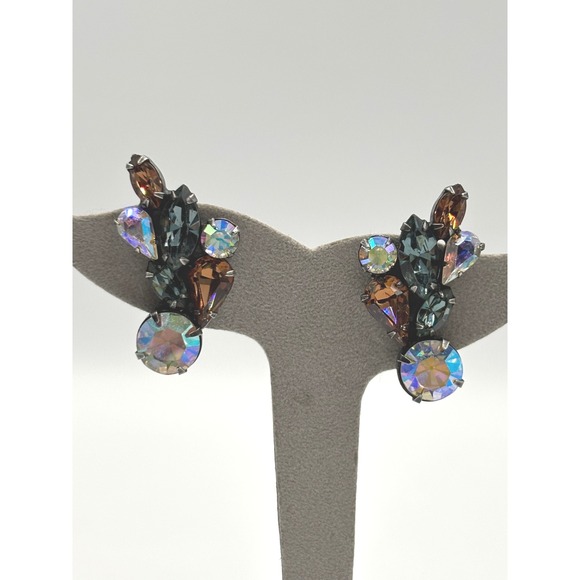 Vintage Weiss Multicolor Rhinestone Clip On Earrings Elegant Cocktail Jewelry - Picture 9 of 11